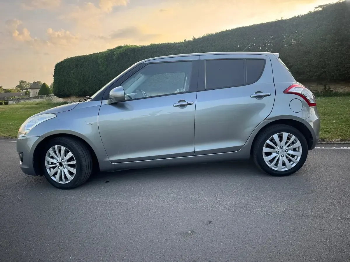Used Suzuki Swift SZ4 2011 Grey Hatchback