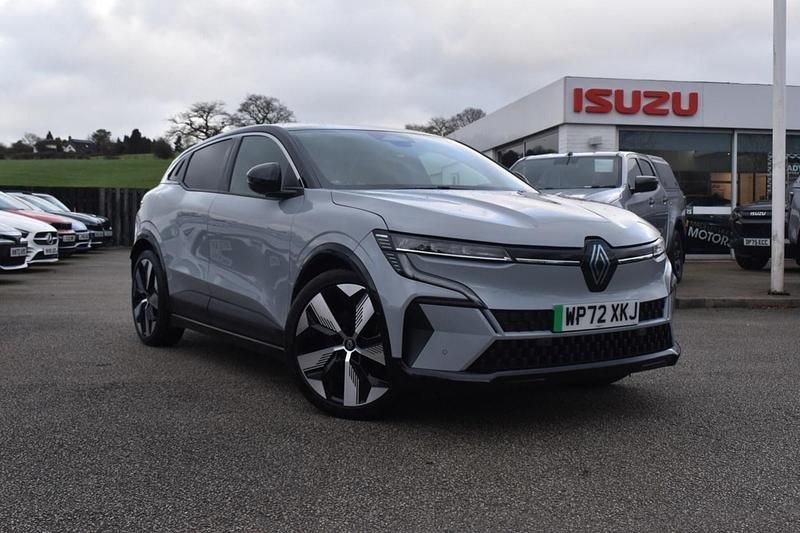 Used Renault Megane E-Tech Techno 160 kW (218 HP) 2022 Grey/black Hatchback
