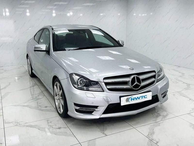 Used Mercedes C180 Sport Edition 156 HP (114 kW) 2015 Silver Coupe