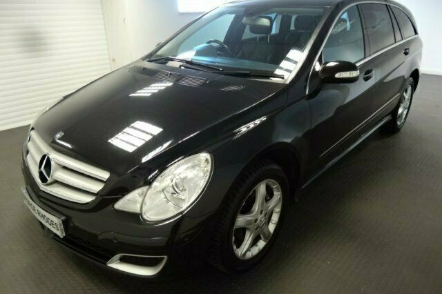 Begagnad Mercedes R320 SE 2006 Minibuss