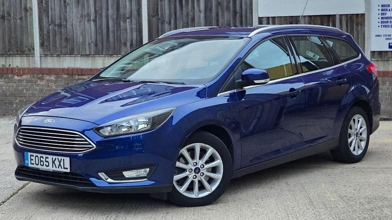 Blue Used 2015 Ford Focus Titanium Estate | £7,999 (Fair price) - Image 1/4
