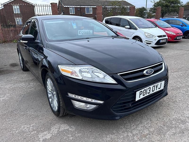 Black Used 2013 Ford Mondeo Business Edition Hatchback | £2,995 (Fair price) - Image 1/4