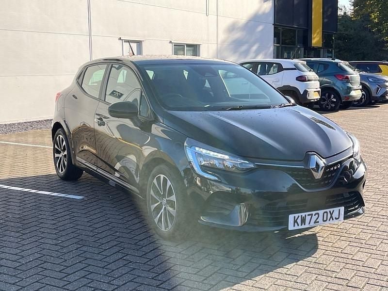 Diamond black Used 2023 Renault Clio V Evolution Hatchback | £12,995 (Good price) - Image 1/4