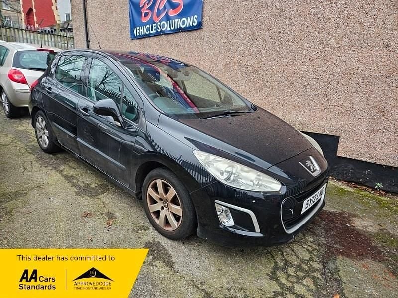 Used Peugeot 308 92 HP (67 kW) 2012 Black Hatchback
