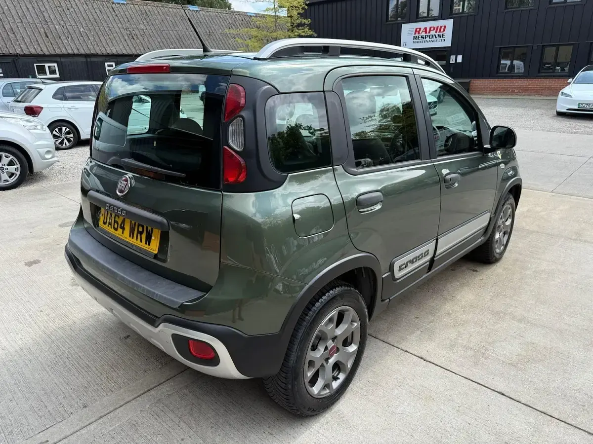 Used Fiat Panda Cross Cross 90 HP (66 kW) 2014 Green Hatchback