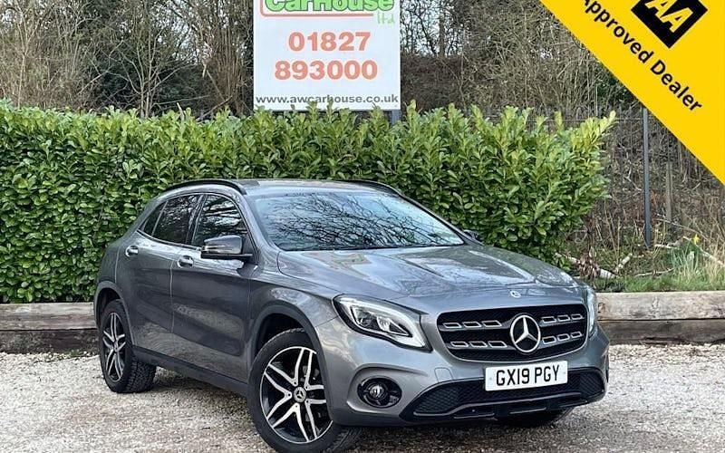 Used Mercedes GLA180 Urban 122 HP (89 kW) 2020 SUV