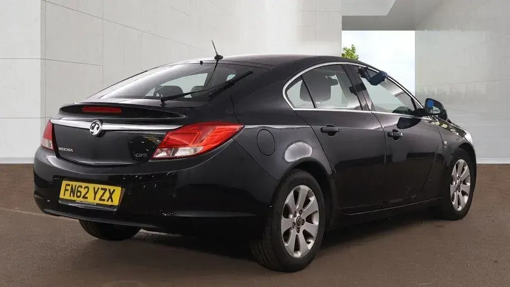Used Vauxhall Insignia SRi 2012 Black Hatchback
