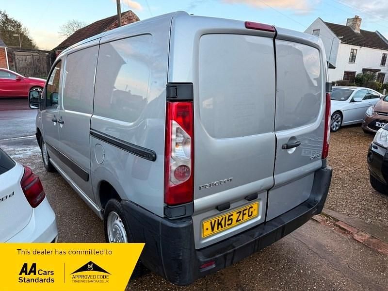 Used Peugeot Expert 88 HP (64 kW) 2015 Silver Van