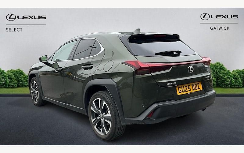 Used Lexus UX 300h 199 HP (146 kW) 2026 SUV