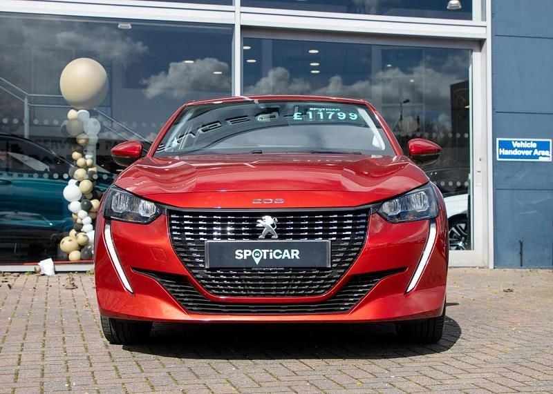 Used Peugeot 208 Allure 129 HP (94 kW) 2021 Red Hatchback
