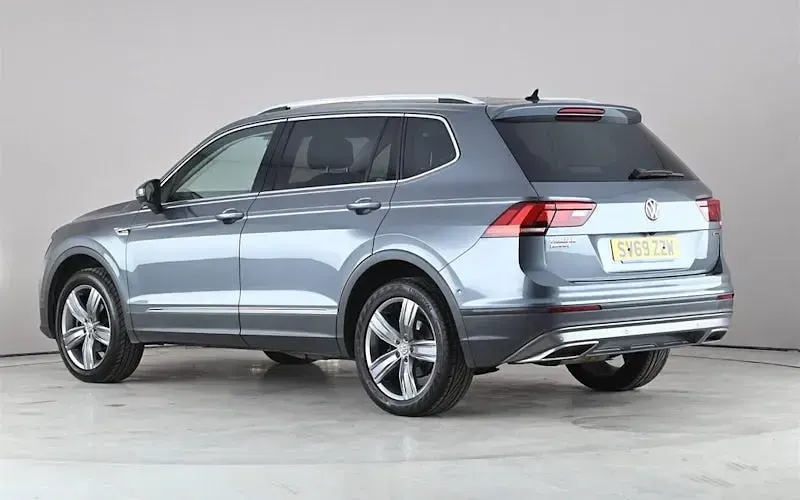 Usado VW Tiguan Allspace Match 150 HP (110 kW) 2021 SUV