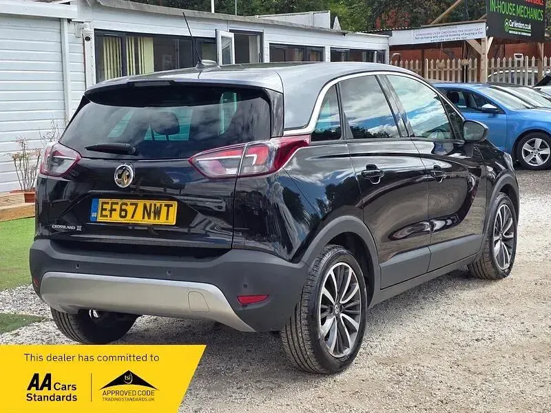 Used Vauxhall Crossland X Elite 81 HP (59 kW) 2017 Black SUV