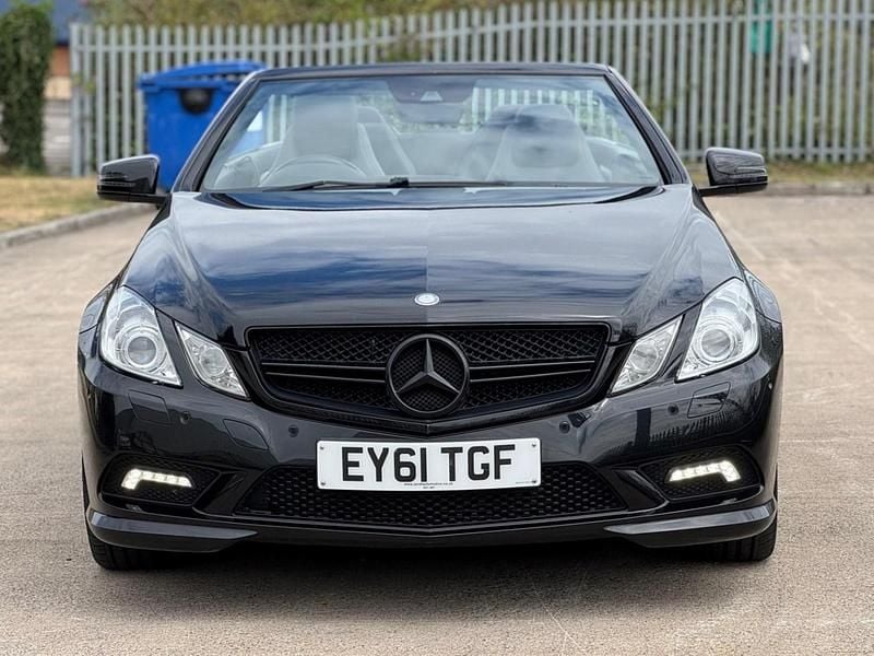 Used Mercedes E220 170 HP (125 kW) 2011 Black Cabriolet