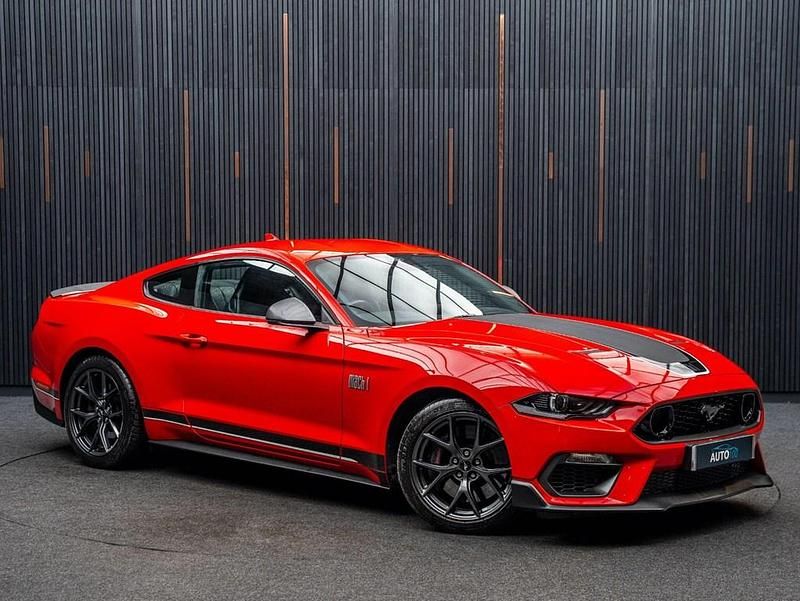 Usado Ford Mustang Fastback 2023 Rojo Coupe