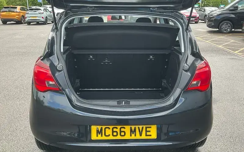 Used Vauxhall Corsa 90 HP (66 kW) 2017 Black Hatchback
