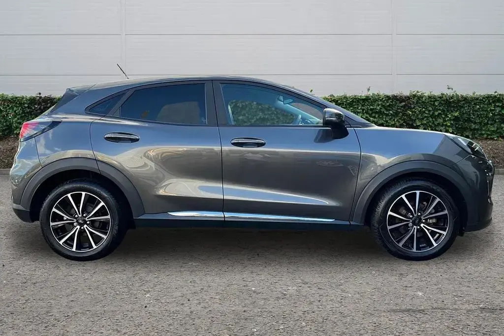 Used Ford Puma Titanium 125 HP (91 kW) 2022 Grey SUV