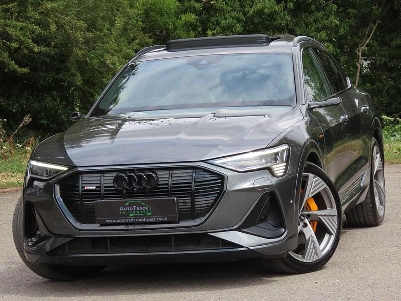 Used Audi e-tron 300 kW (408 HP) 2022 Grey SUV