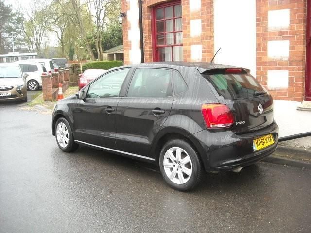 Usado VW Polo Match 85 CV (62 kW) 2011 Negro Utilitario