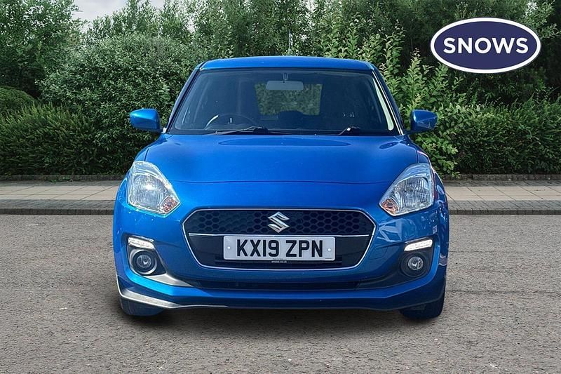 Used Suzuki Swift 90 HP (66 kW) 2019 Blue Hatchback