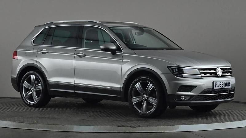 Used VW Tiguan SEL 240 HP (176 kW) 2019 Silver SUV