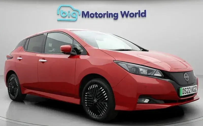 Used Nissan Leaf N-Connecta 160 kW (218 HP) 2022 Hatchback