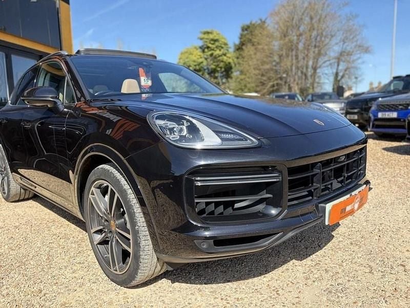 Used Porsche Cayenne Turbo 550 HP (404 kW) 2018 Black SUV