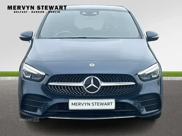 Used Mercedes B200 Executive 147 HP (108 kW) 2020 Blue Hatchback