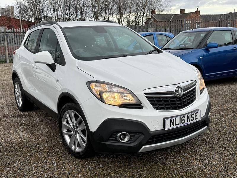 Used Vauxhall Mokka 115 HP (84 kW) 2016 White SUV