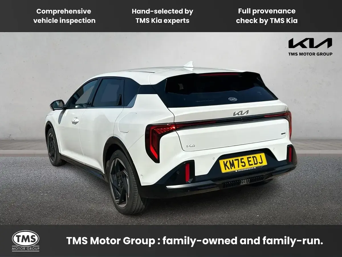 Used Kia K4 GT-Line 115 HP (84 kW) 2026 White Hatchback