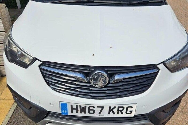 White Used 2017 Vauxhall Crossland X Elite SUV | £8,480 (Fair price) - Image 1/1