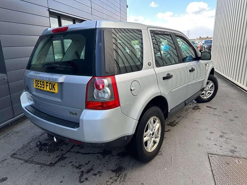 Begagnad Land Rover Freelander 2 S 2009 Silver SUV