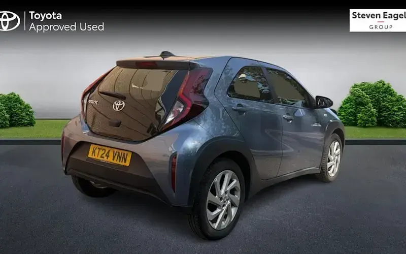 Used Toyota Aygo X PURE 72 HP (52 kW) 2025 SUV