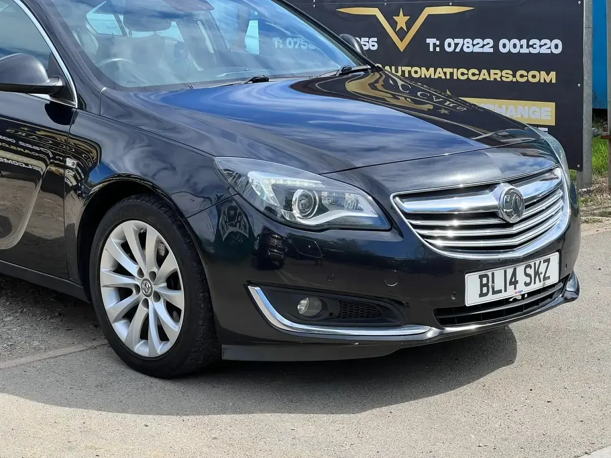 Used Vauxhall Insignia Elite 2014 Black Hatchback