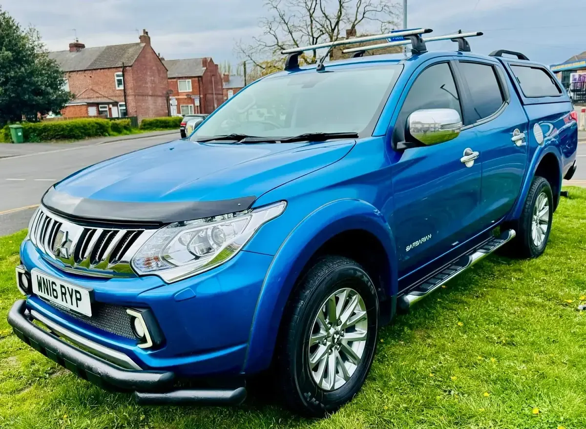 Used Mitsubishi L200 181 HP (133 kW) 2016 Blue Pickup