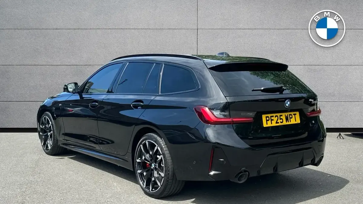 Used BMW 330e M Sport 292 HP (214 kW) 2025 Black Estate