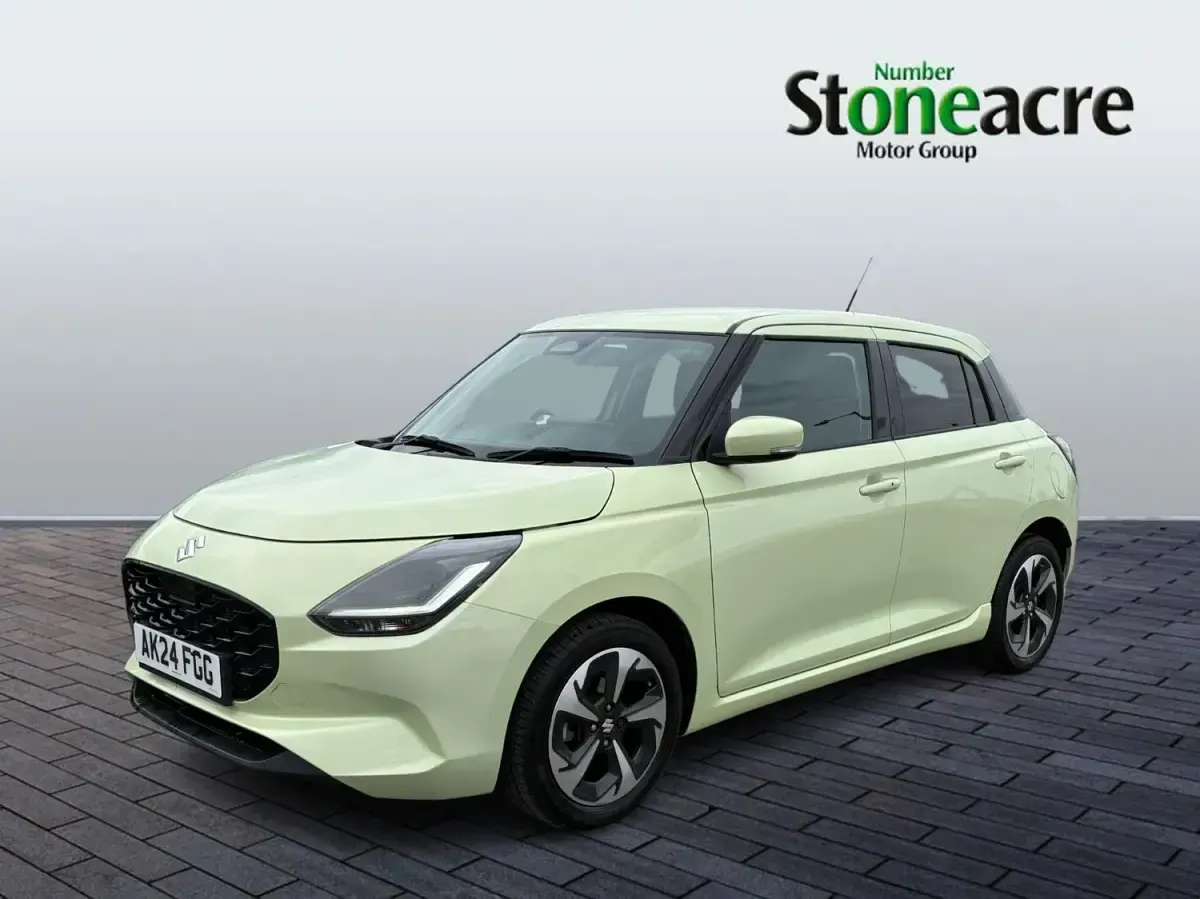 Usado Suzuki Swift 82 HP (60 kW) 2024 Amarelo Citadino