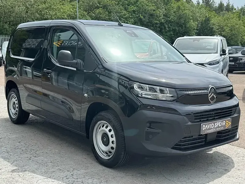 New Citroën e-Berlingo 100 HP (73 kW) 2026 Black MPV