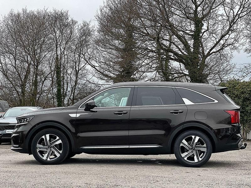 Used Kia Sorento 190 HP (139 kW) 2023 Brown SUV