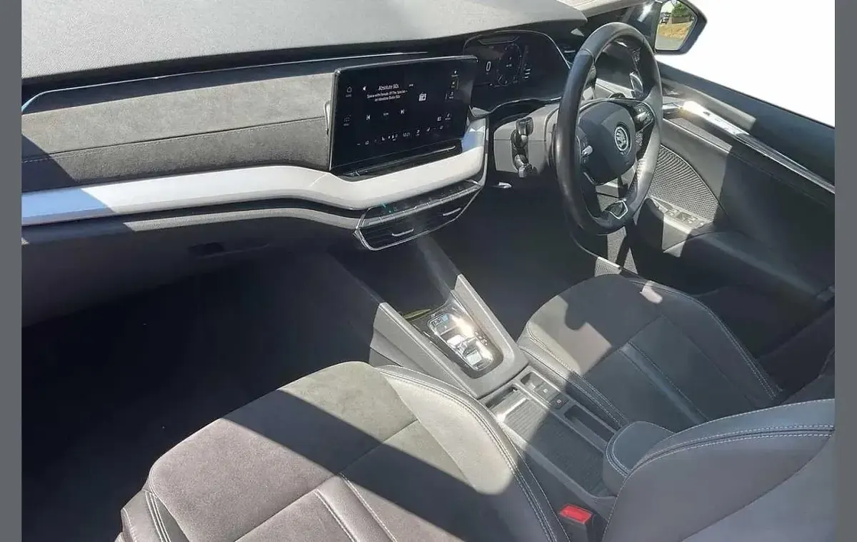 Begagnad Skoda Octavia SE L 150 HK (110 kW) 2023 Blå Halvkombi
