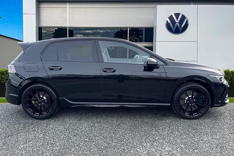 New VW Golf VIII Black Edition 333 HP (244 kW) 2026 Black Hatchback