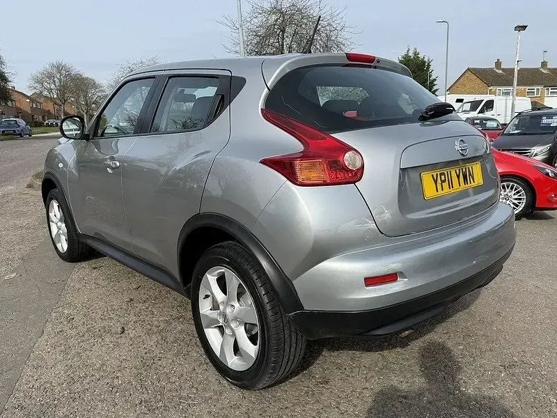 Used Nissan Juke Acenta 2011 Silver SUV