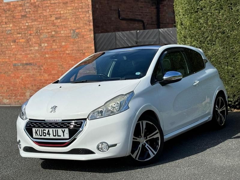 Used Peugeot 208 GTi 200 HP (147 kW) 2014 White Hatchback