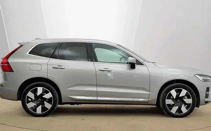 Used Volvo XC60 Ultra 455 HP (334 kW) 2024 Silver SUV