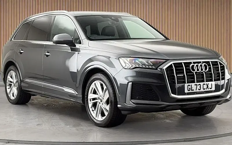 Used Audi Q7 S-Line 231 HP (169 kW) 2023 SUV