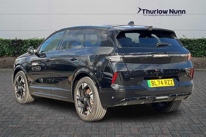 Second-hand Vauxhall Grandland Ultimate 156 kW (213 CP) 2024 Negru SUV