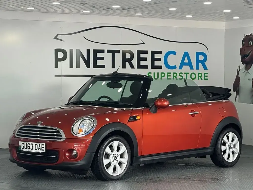 Used Mini Cooper Cabriolet 122 HP (89 kW) 2013 Orange Cabriolet