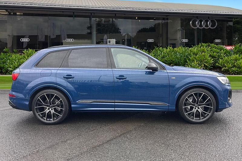 New Audi Q7 Black Edition 2026 Blue SUV