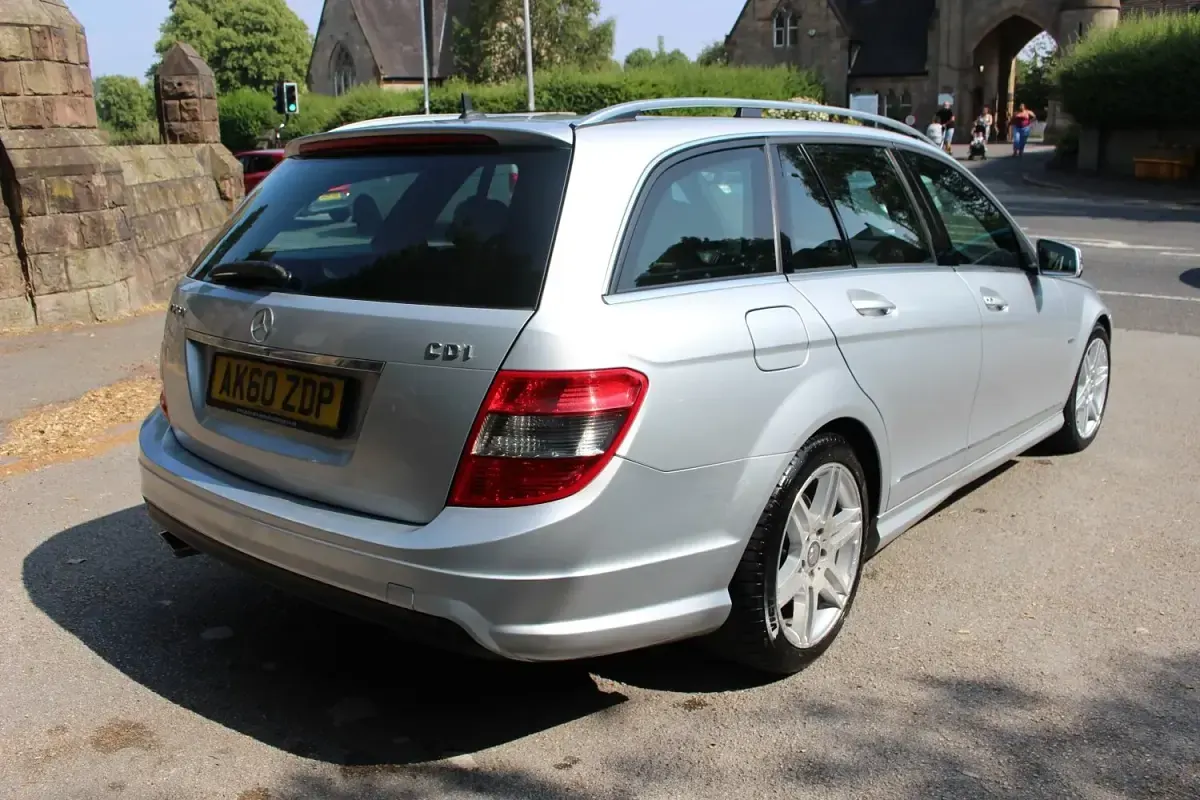 Used Mercedes C250 2010 Silver Estate