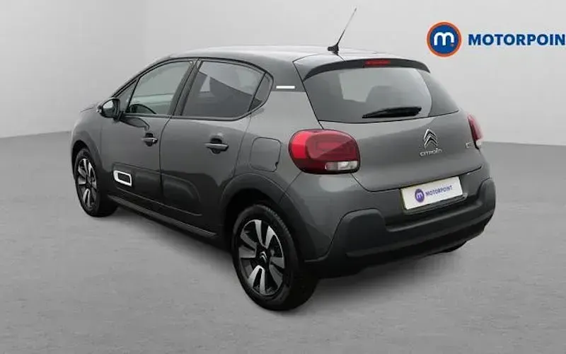 Usado Citroën C3 PureTech 83 CV (61 kW) 2024 Gris Utilitario