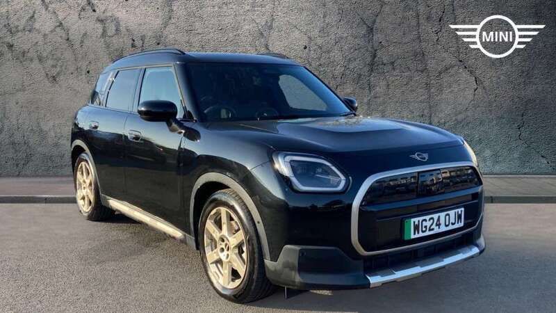Black Used 2024 Mini Countryman Exclusive SUV | £30,900 (Good price) - Image 1/4